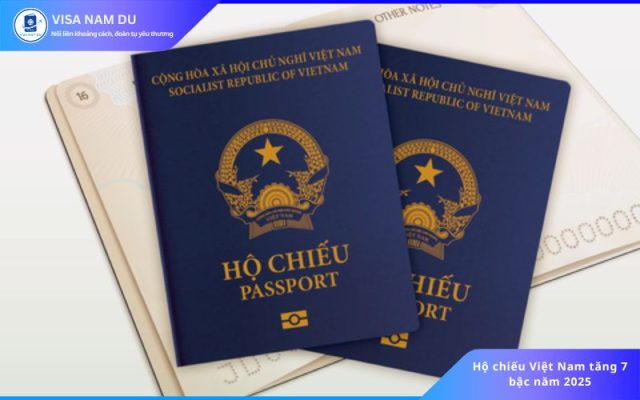 Hộ chiếu Việt Nam tăng 7 bậc năm 2025: Người Việt được đi 55 nước không cần visa!